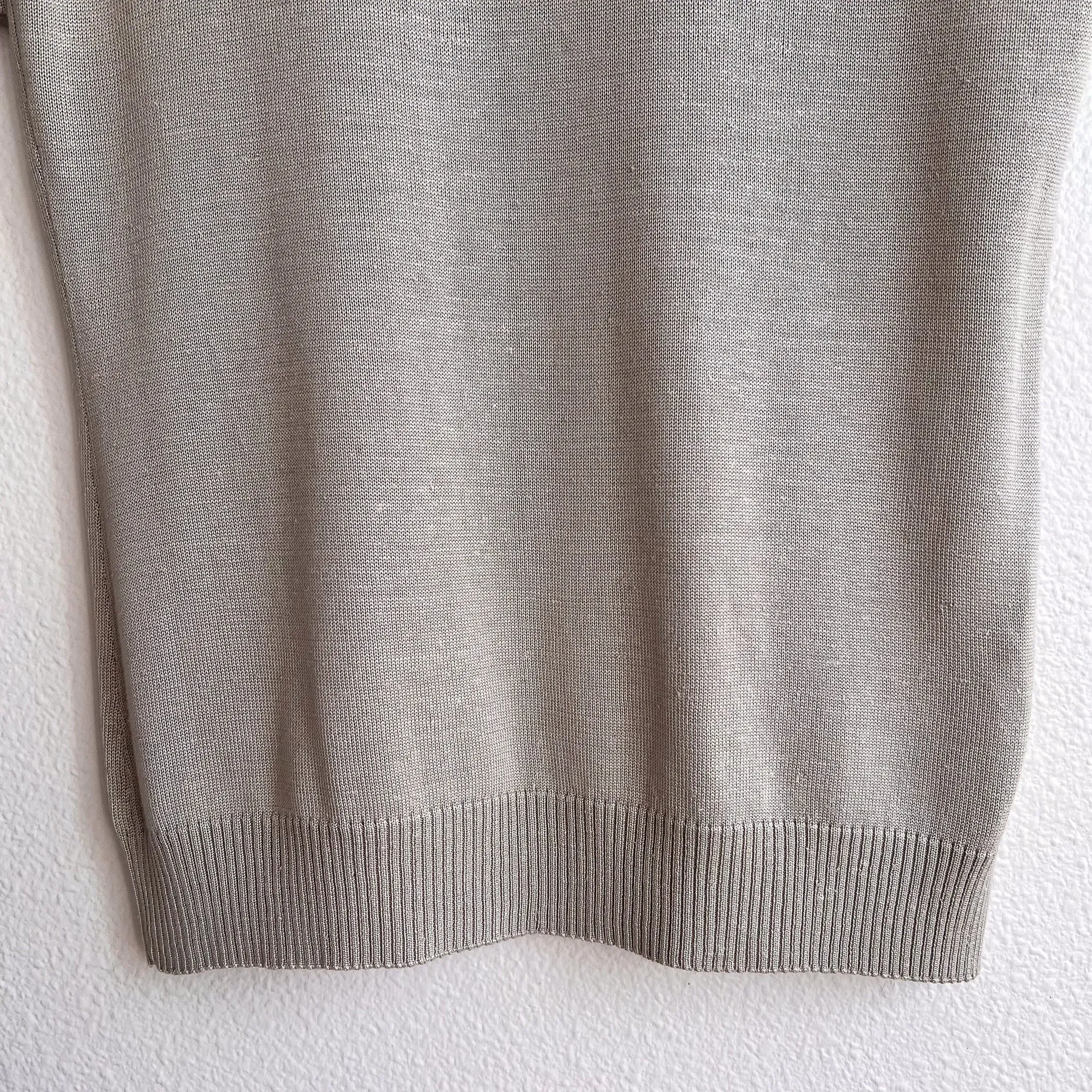 1990s Silky Soft Grey Sweater (S/M)