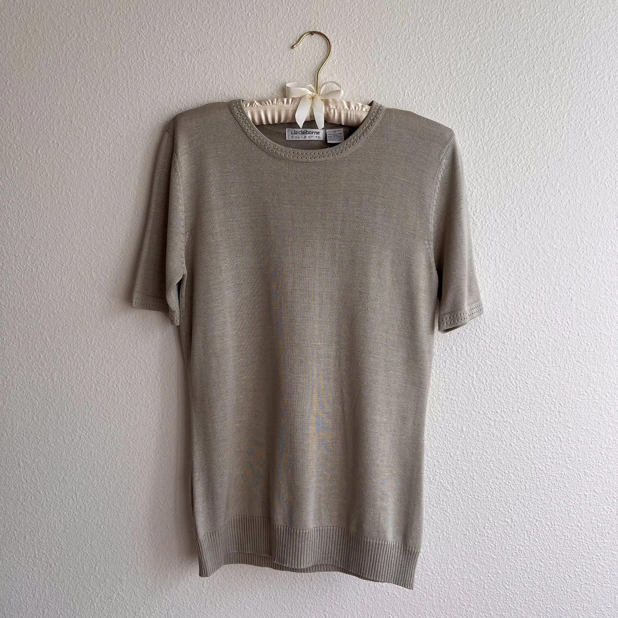1990s Silky Soft Grey Sweater (S/M)