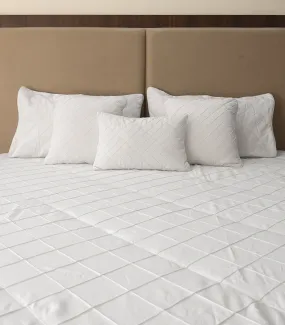 Astrid Ivory Diamond Bedcover Set
