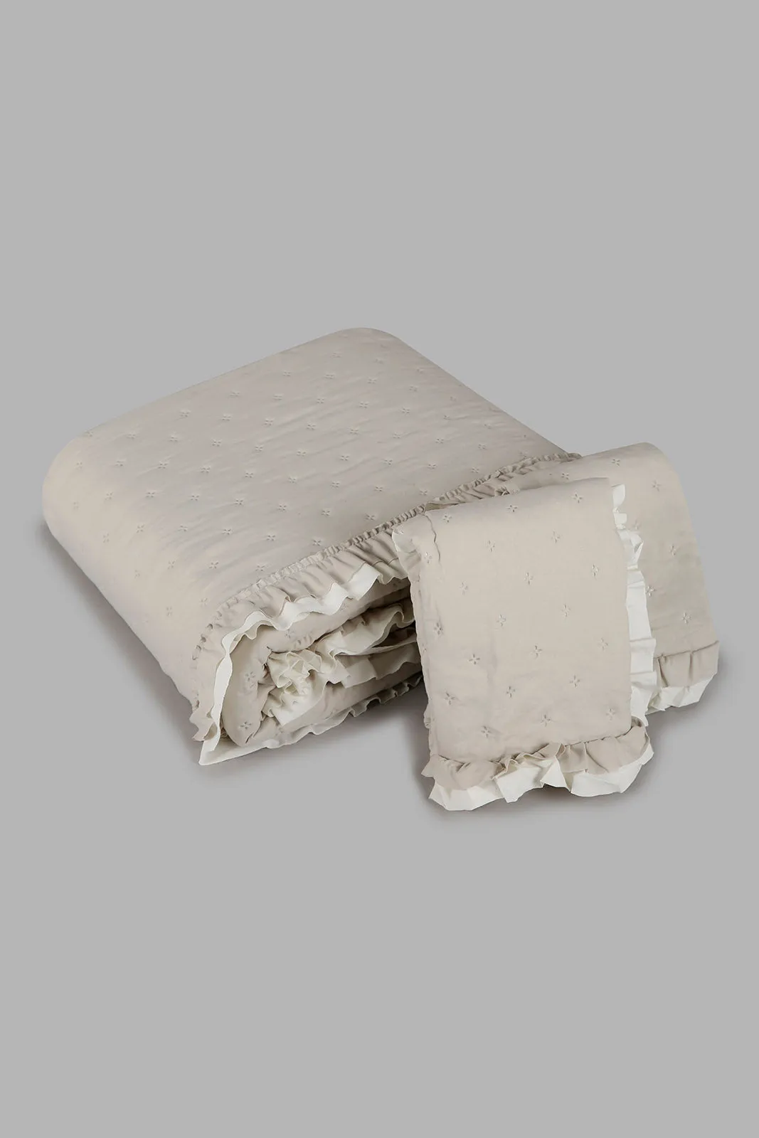 Beige 3 Piece Dotted Bedspread With Ruffles (Double Size)