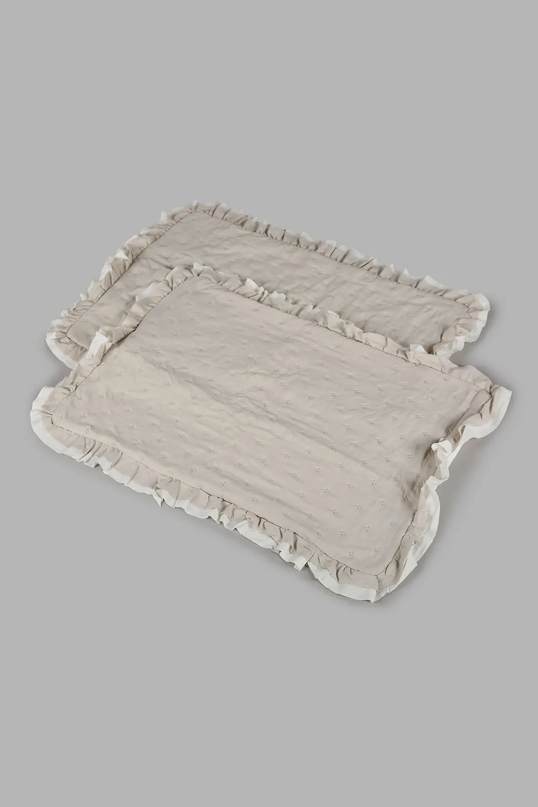 Beige 3 Piece Dotted Bedspread With Ruffles (Double Size)