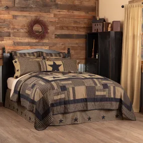 Black Check Star Luxury King Quilt 120Wx105L