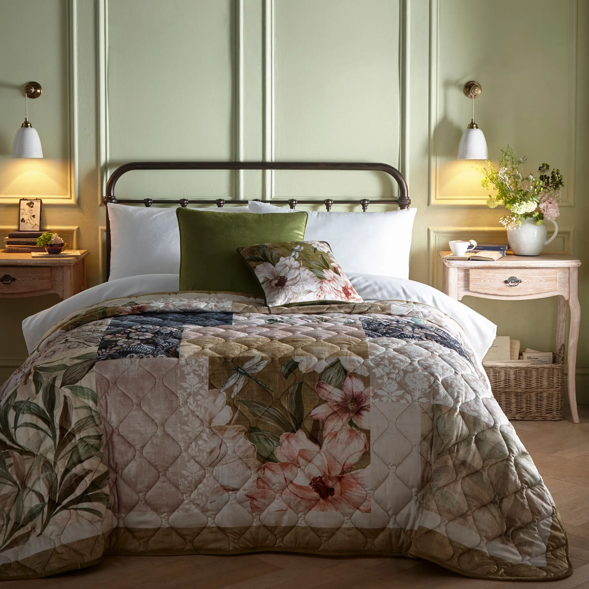 Elswyth Bedspread by Appletree Heritage in Green 200cm X 230cm