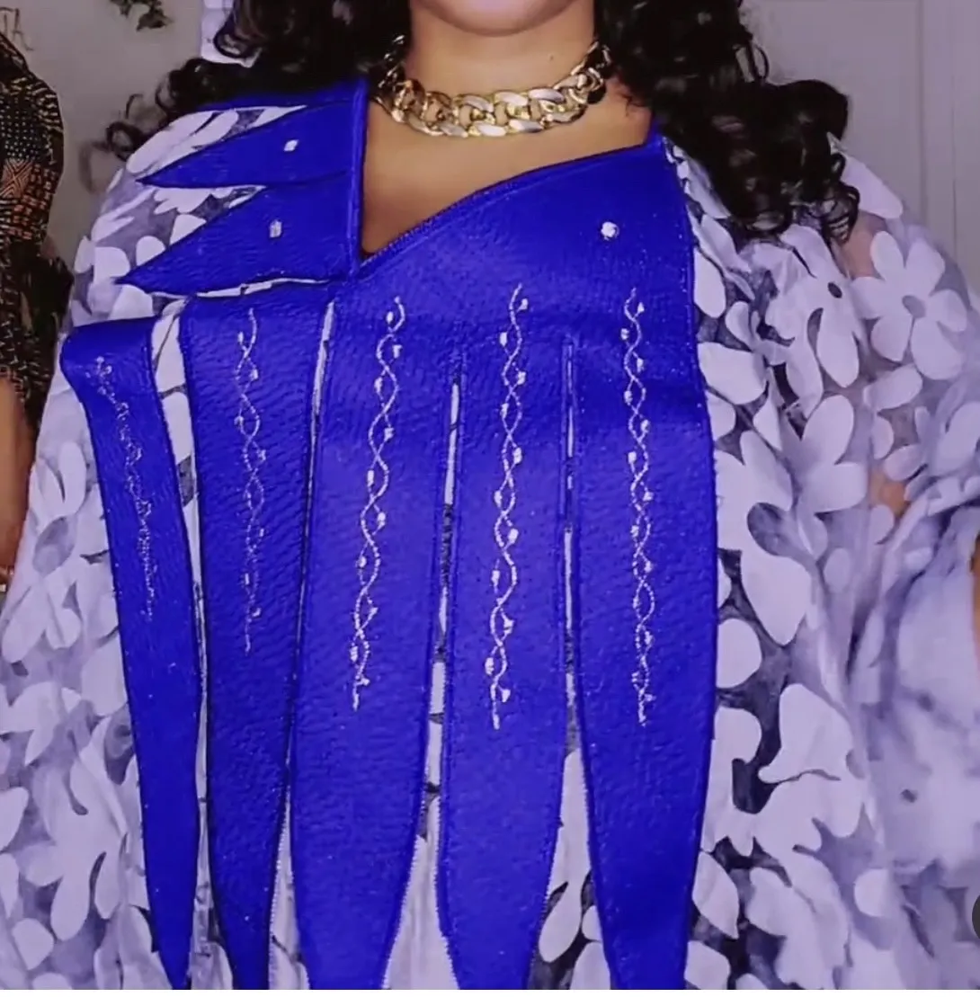 Embroidered rich aunty bubu with inner