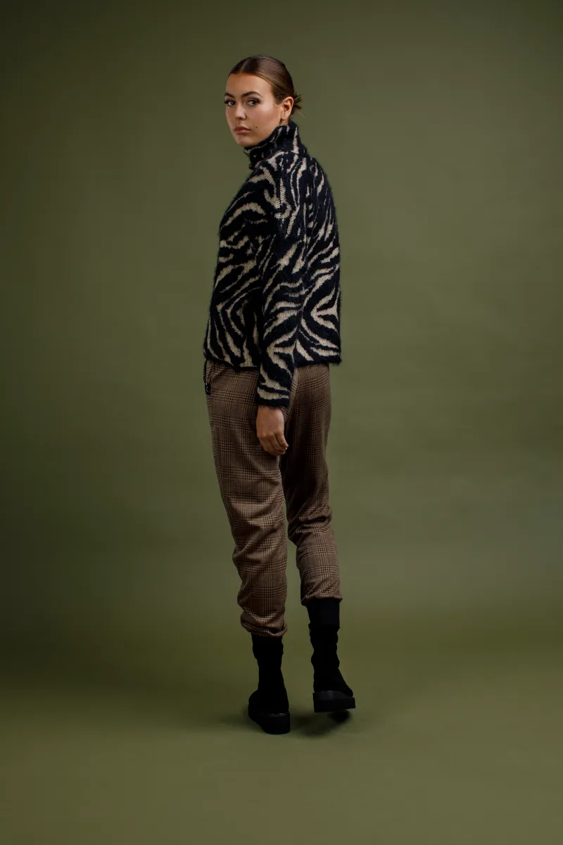 Inzagi - Kenya Roll Neck Knit Black