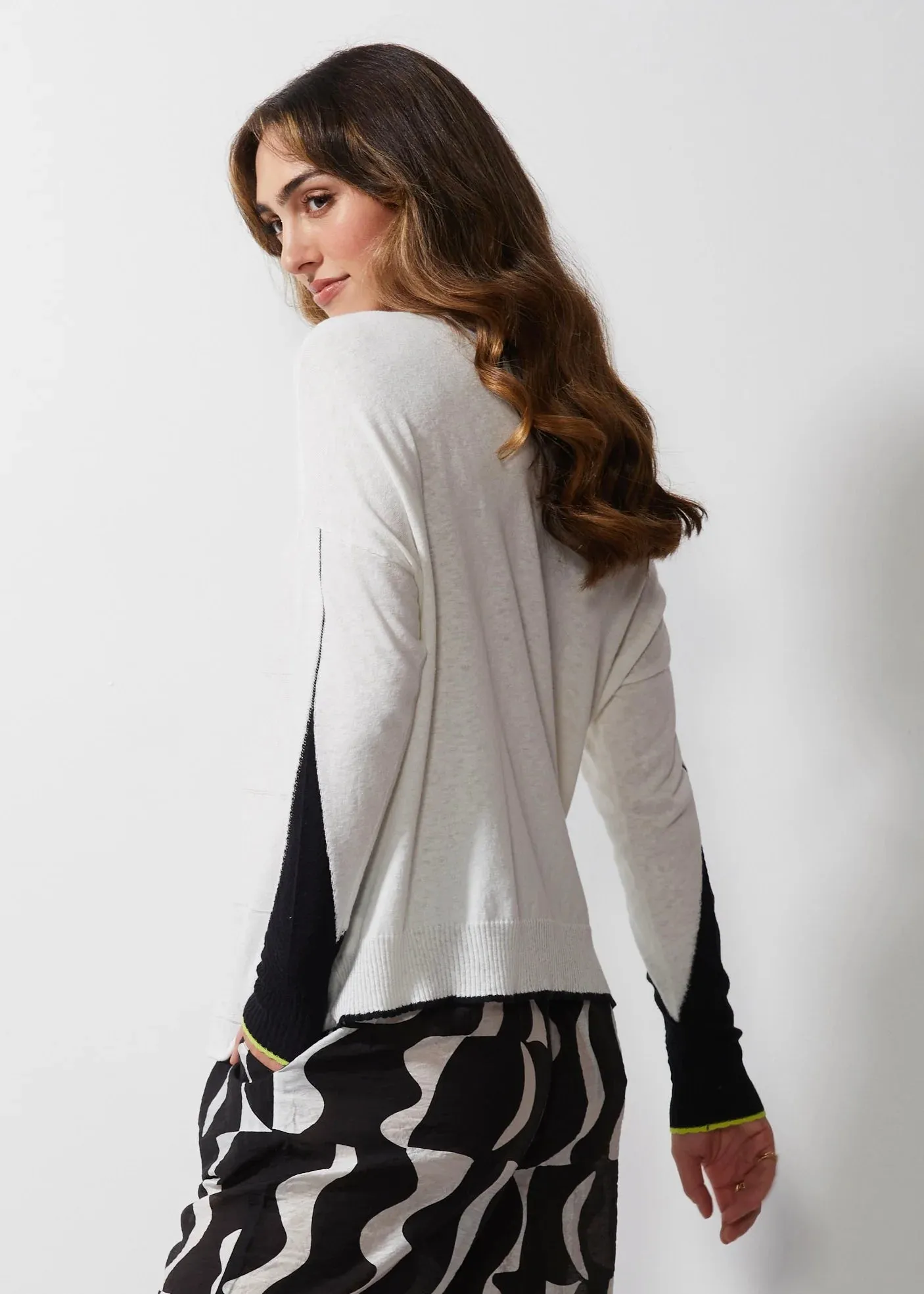 LD Co - Feather Pattern Jumper White