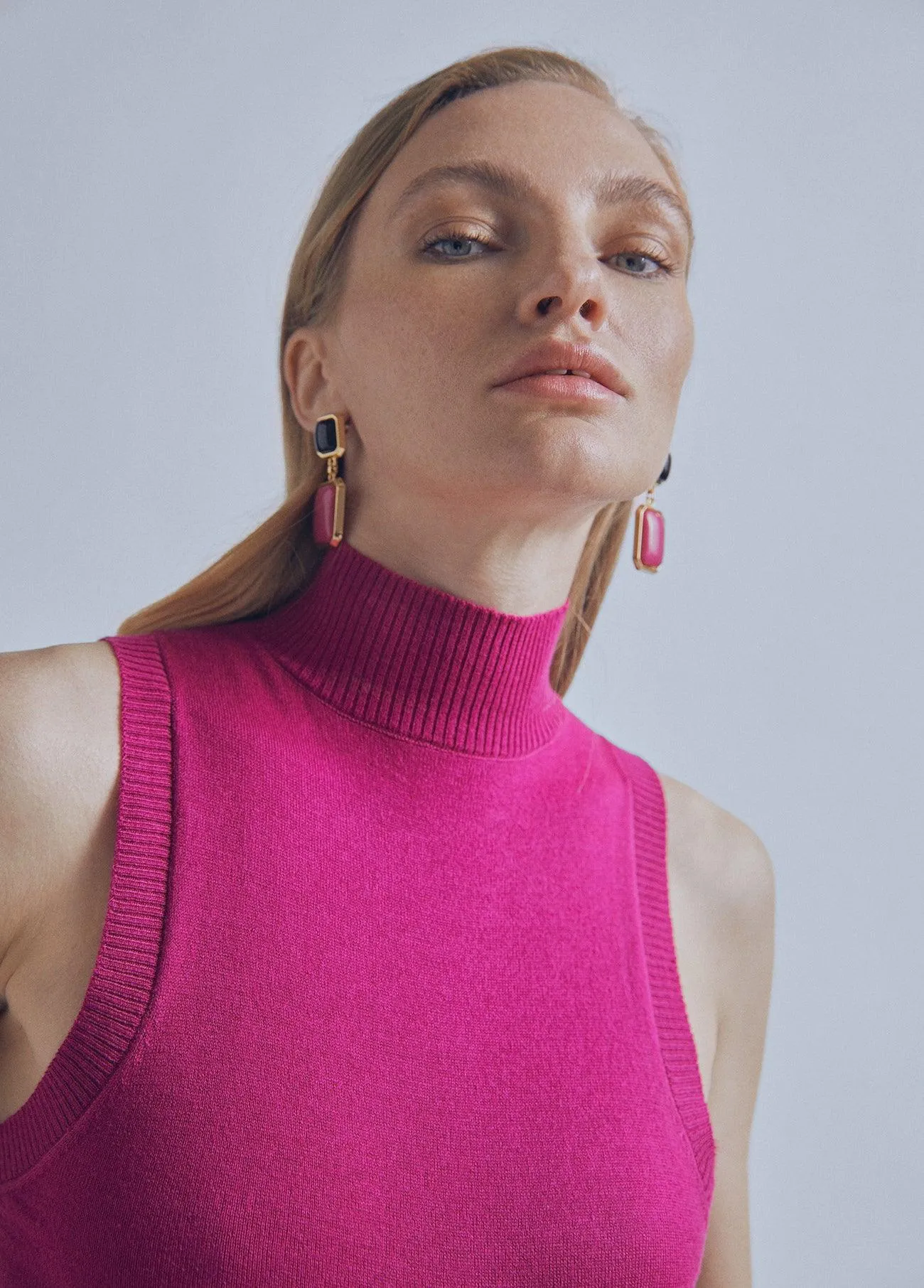 Perkins collar top