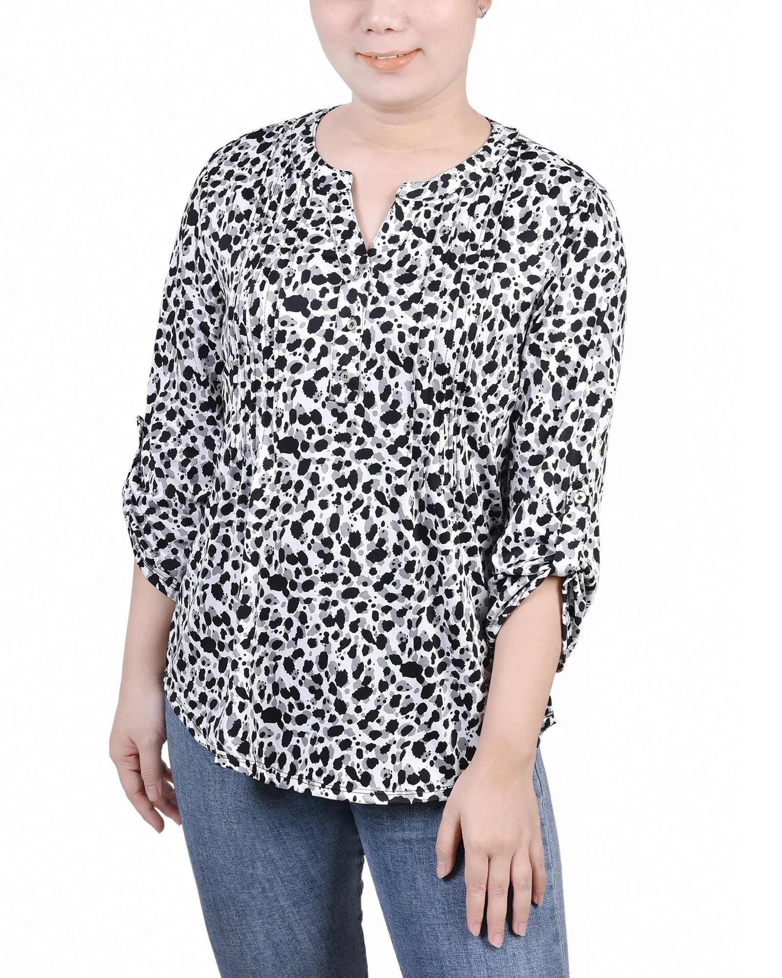 Petite 3/4 Roll Tab Sleeve Y Neck Top