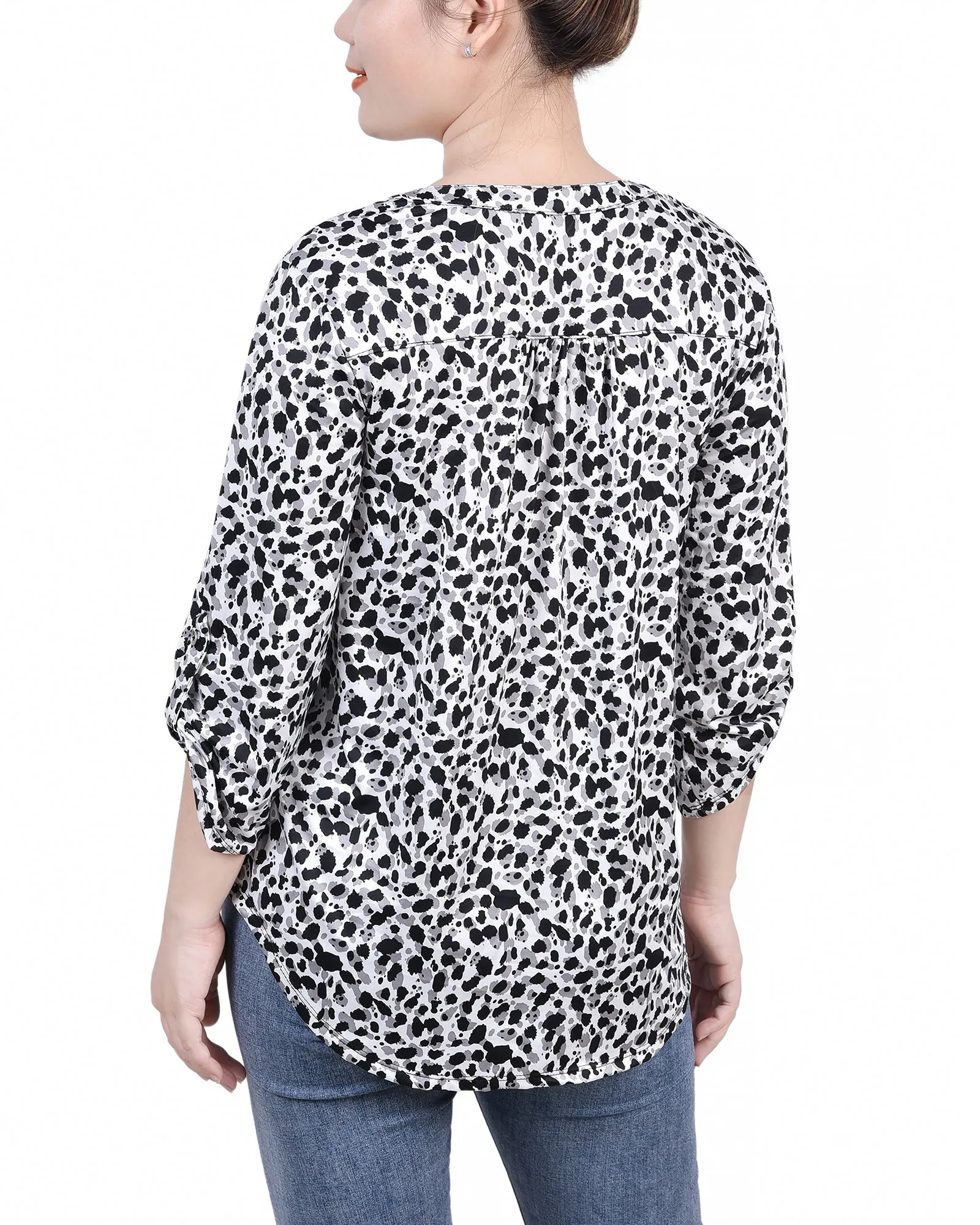 Petite 3/4 Roll Tab Sleeve Y Neck Top