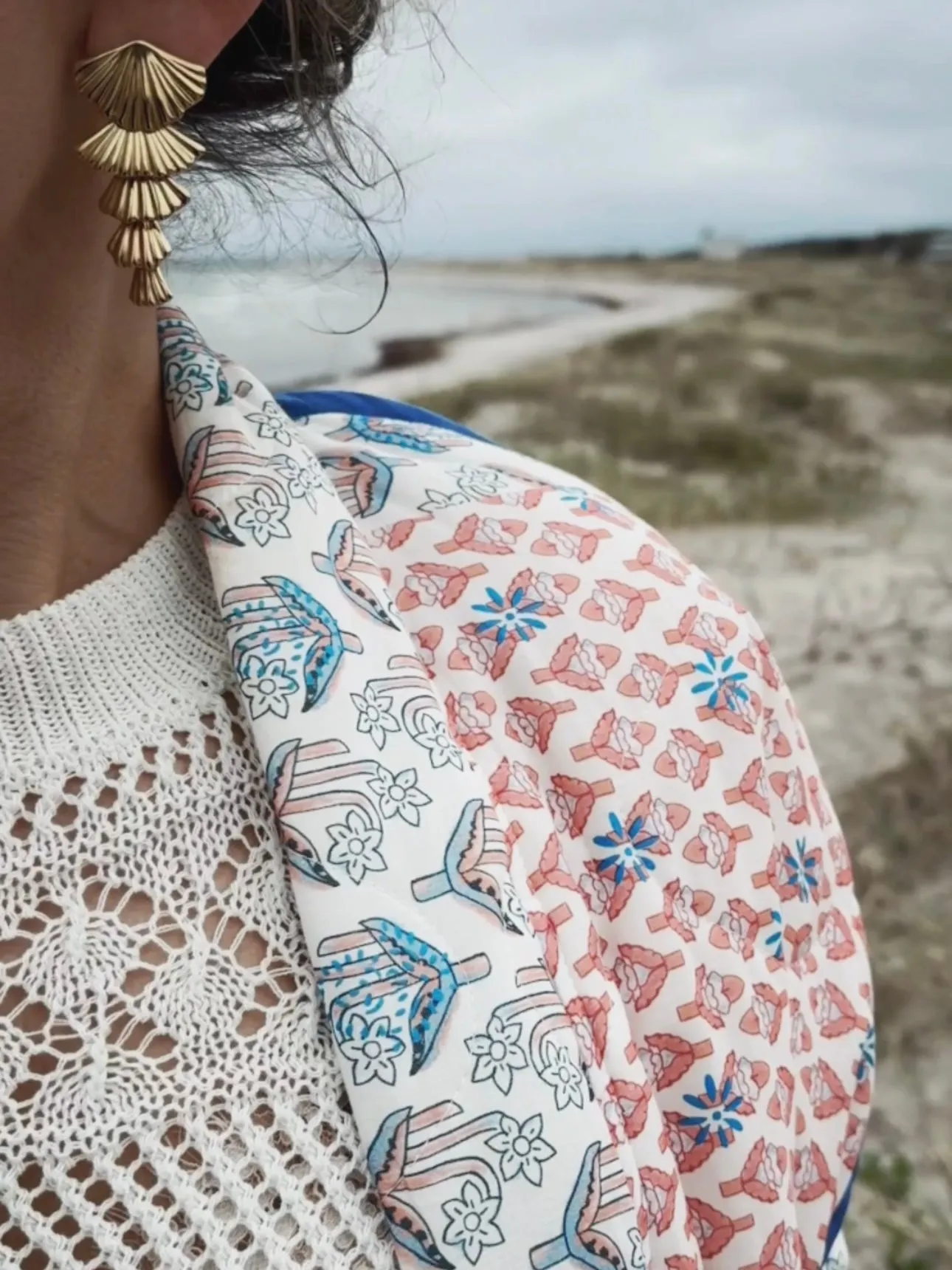 QUILTED JACKET - BLUE/MULTI