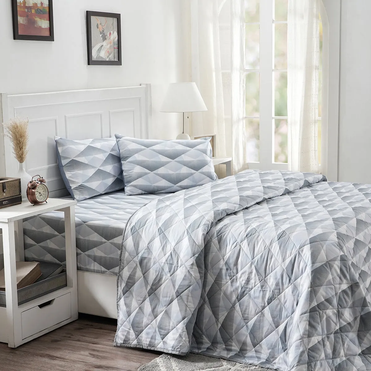 Royal Botanic 115 GSM Emerson Quilt/Quilted Bed Cover