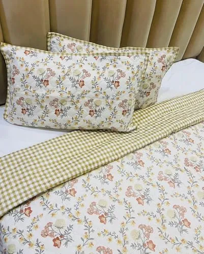 Subtlespreads Premium Cotton Feel Quilted Bedcover for Double Bed King Size with 2 Quilted Pillow Covers - Decorative Bed Cover/Quilted Bedspread Bedsheet, Cream Floral Garlands