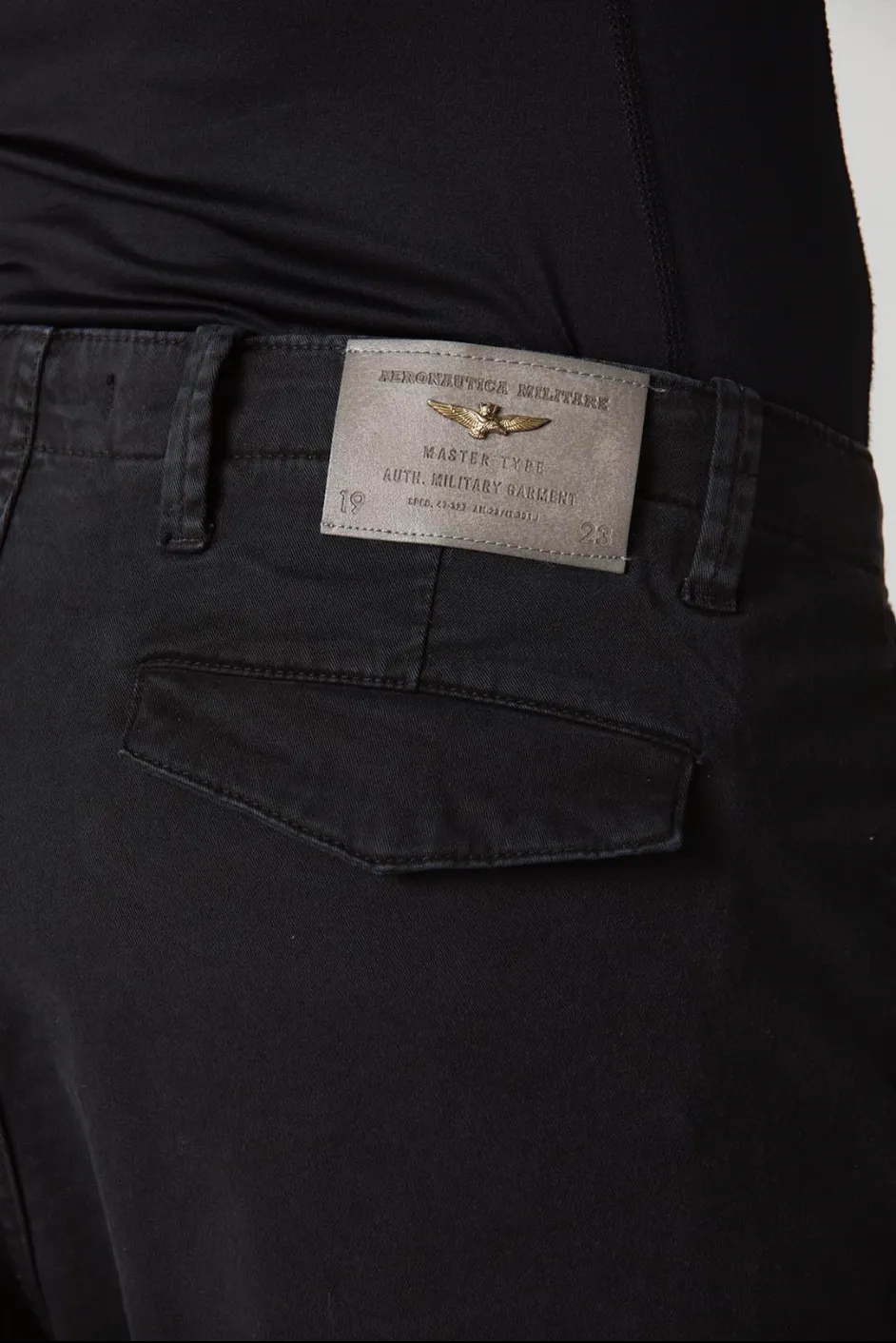 Tapered gabardine cargo pants