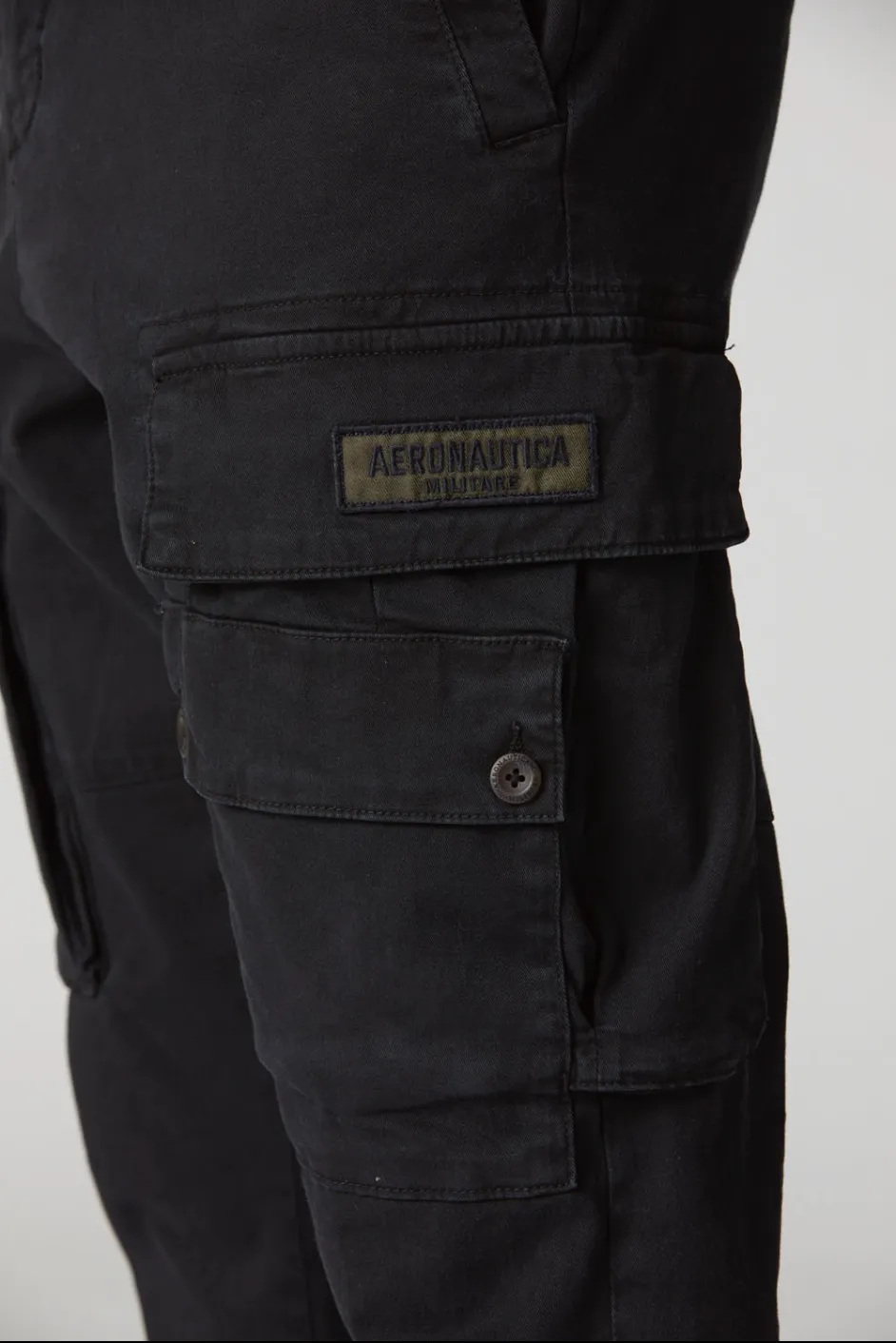 Tapered gabardine cargo pants