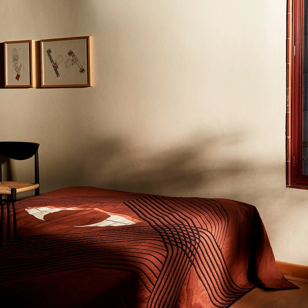 The Eye AP9 Bedspread