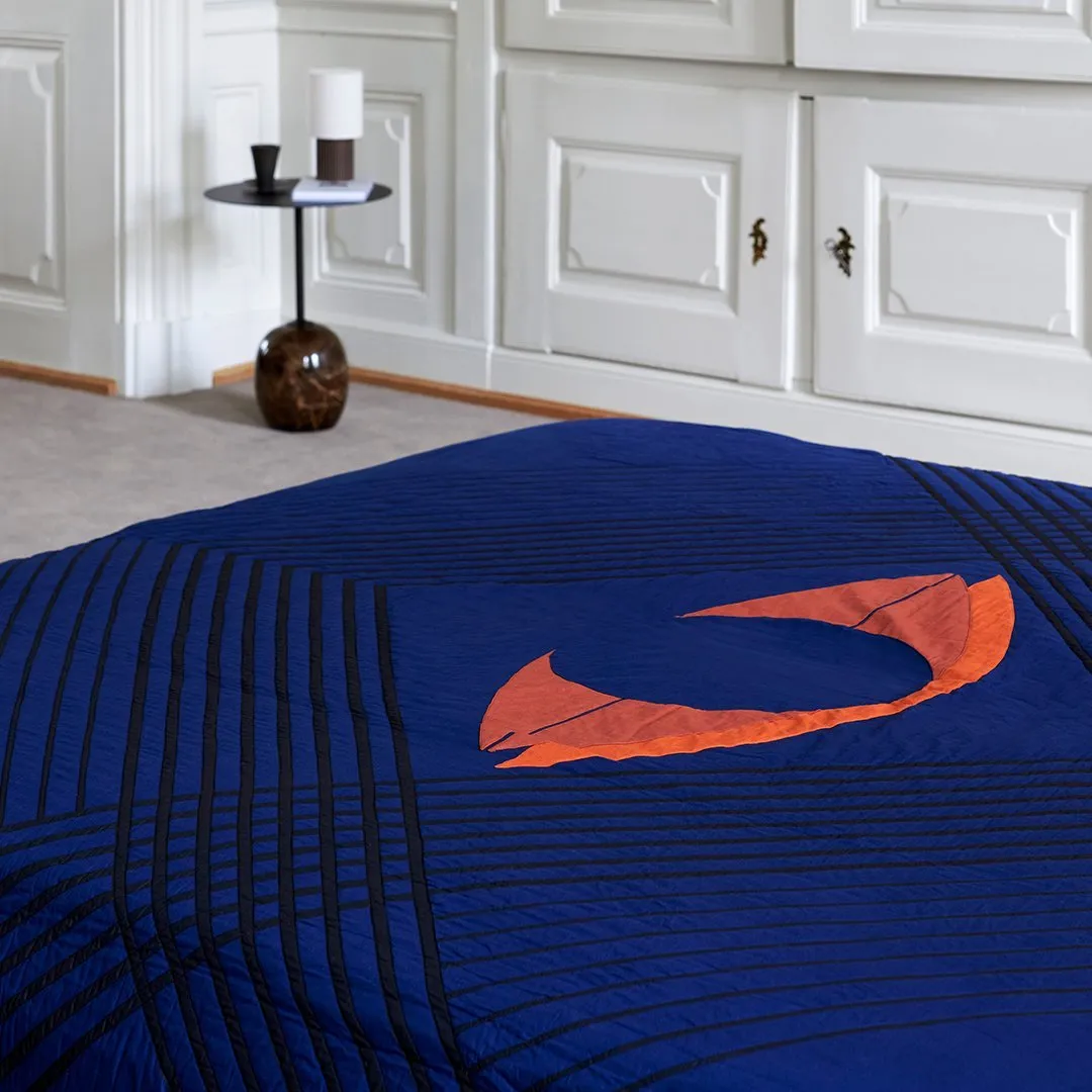 The Eye AP9 Bedspread